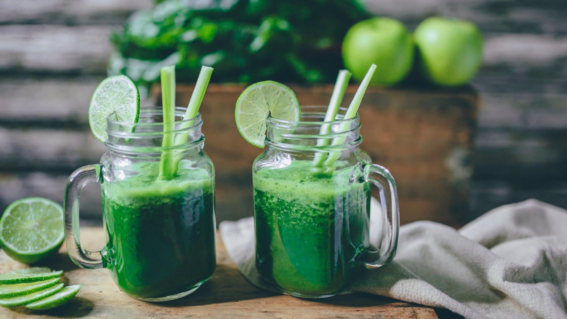 Green Smoothies and Cocktails: Lifestyle and Health!