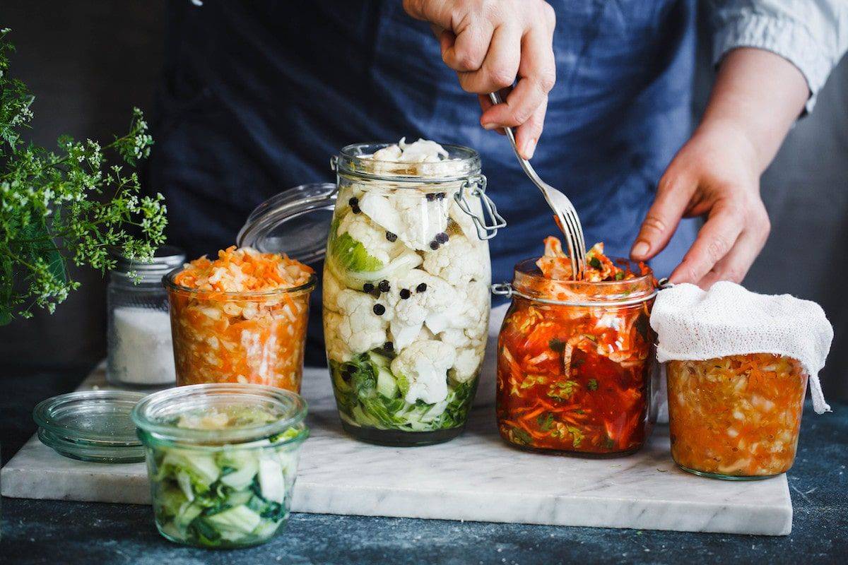 Health Secrets: Cabbage, Kimchi and Kombucha in Action!